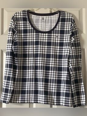 Tommy Hilfiger Navy & White Plaid Long-Sleeve Scoop Neck Top